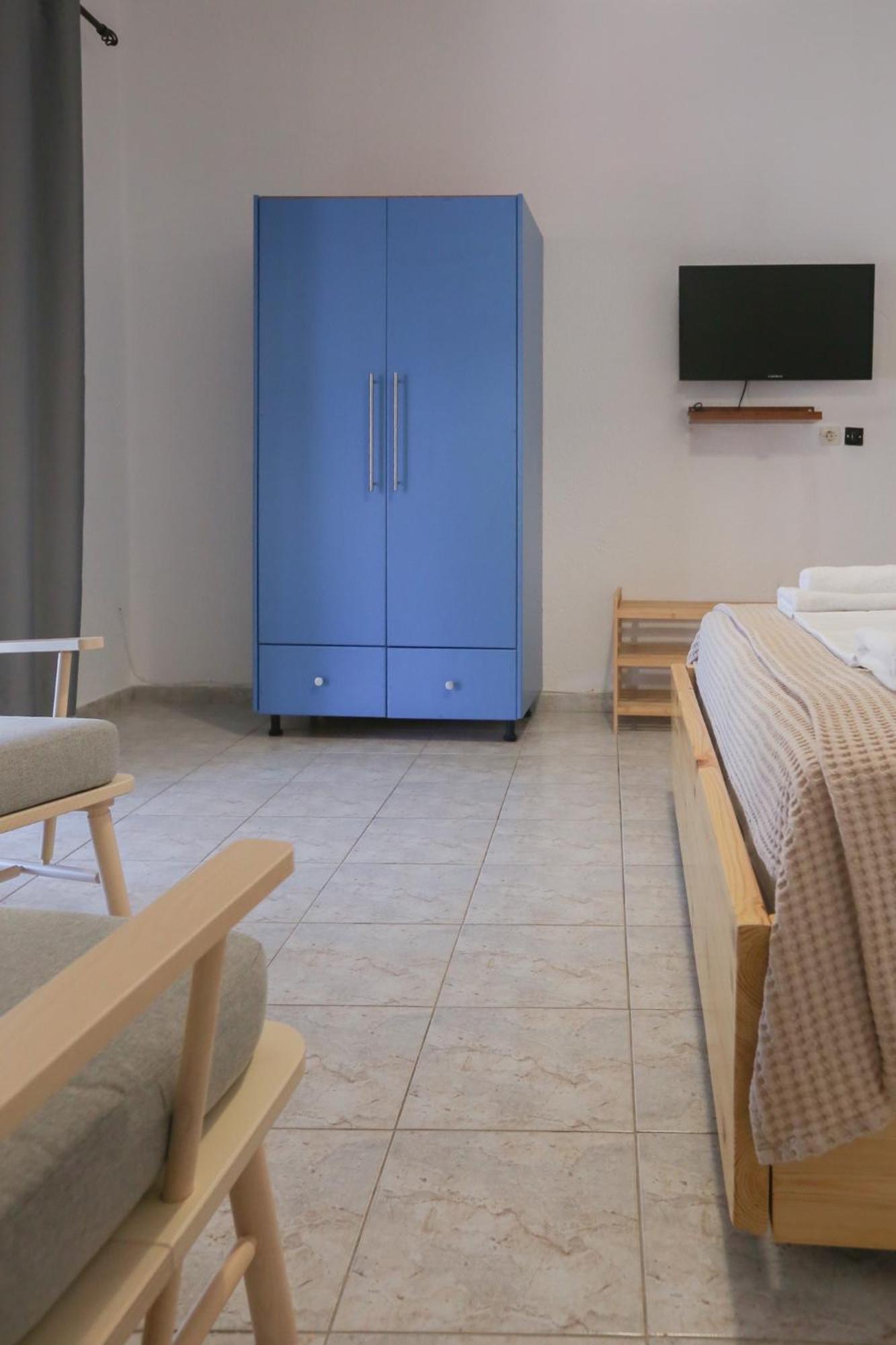 Nona'S Rooms Himare Bagian luar foto